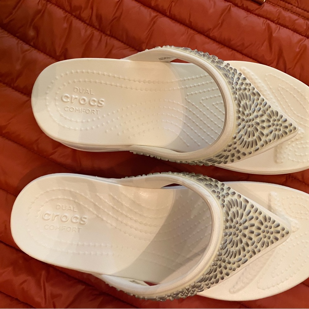 Crocs White Platform Wedge Flip Flops size 7